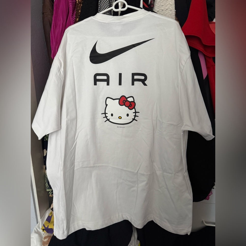 NWT Nike White Hello Kitty Unisex Shirt XXL